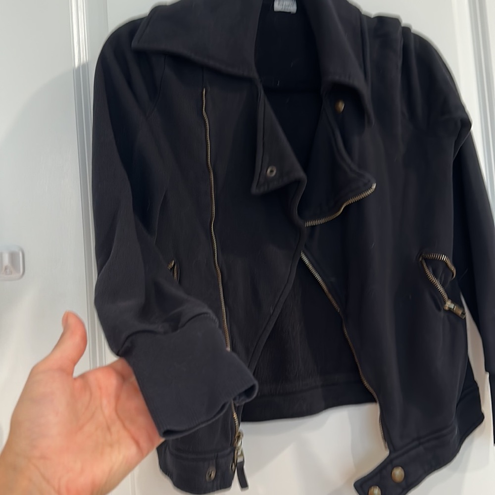 Jacket - Picture 4 of 6
